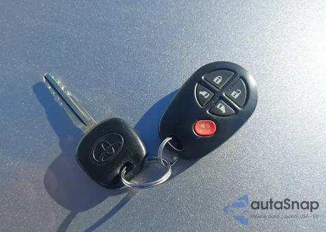 2013 Toyota Sienna Le V6 8 Passenger from USA, damaged, VIN 5TDKK3DC5DS339641